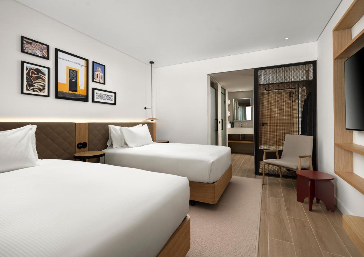 Hilton Garden Inn Évora Exteriör bild