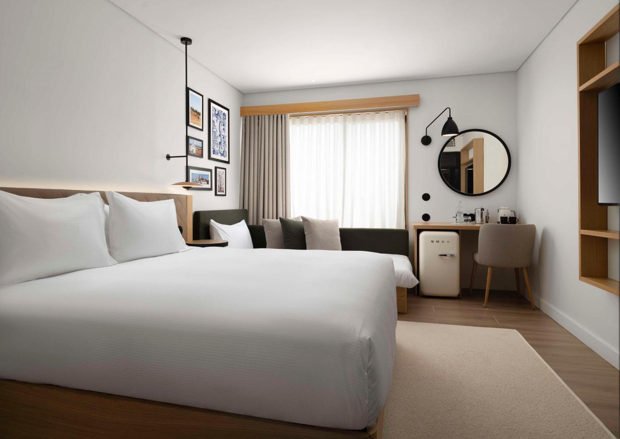 Hilton Garden Inn Évora Exteriör bild