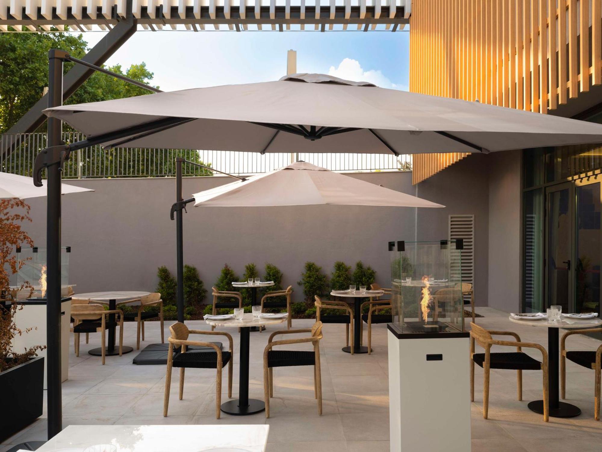 Hilton Garden Inn Évora Exteriör bild