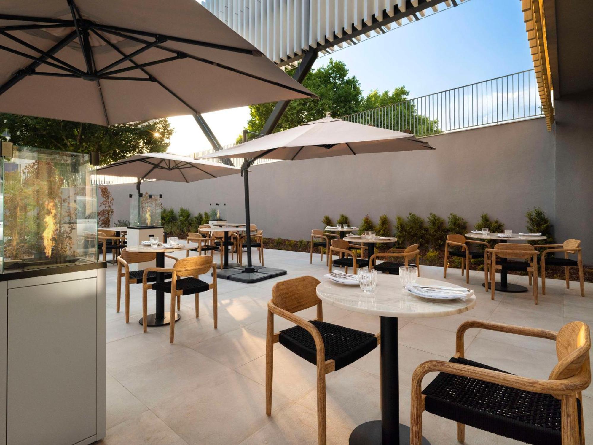 Hilton Garden Inn Évora Exteriör bild